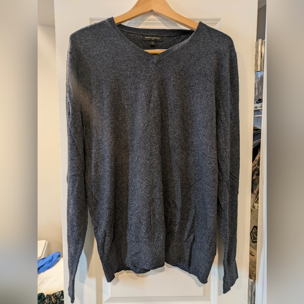 Banana Republic men's sweater size L